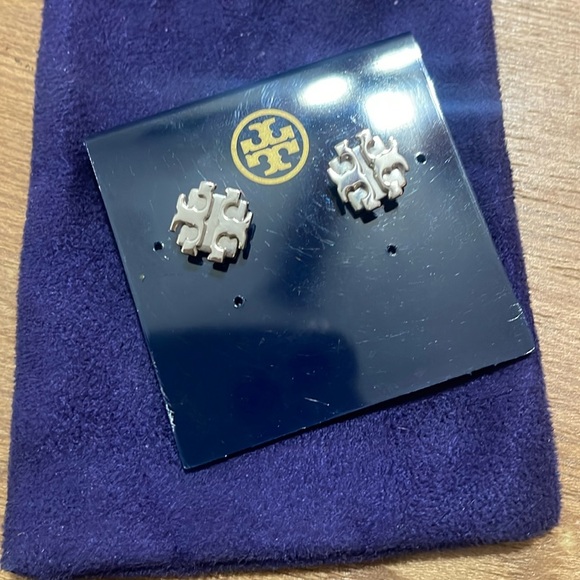 Tory Burch Jewelry - Tory Burch NWT Large T Logo Stud Earrings Silver